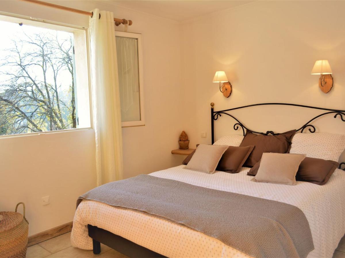 Peaceful Villa In Saint Paul De Vence With Pool Eksteriør billede