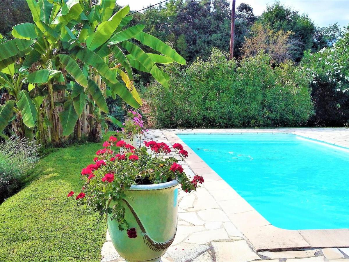 Peaceful Villa In Saint Paul De Vence With Pool Eksteriør billede